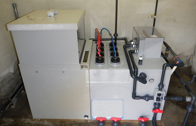 塩水電解 B-100型